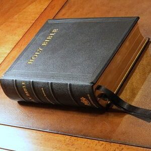 Cambridge KJV Lectern Bible, Black Goatskin Leather over Boards