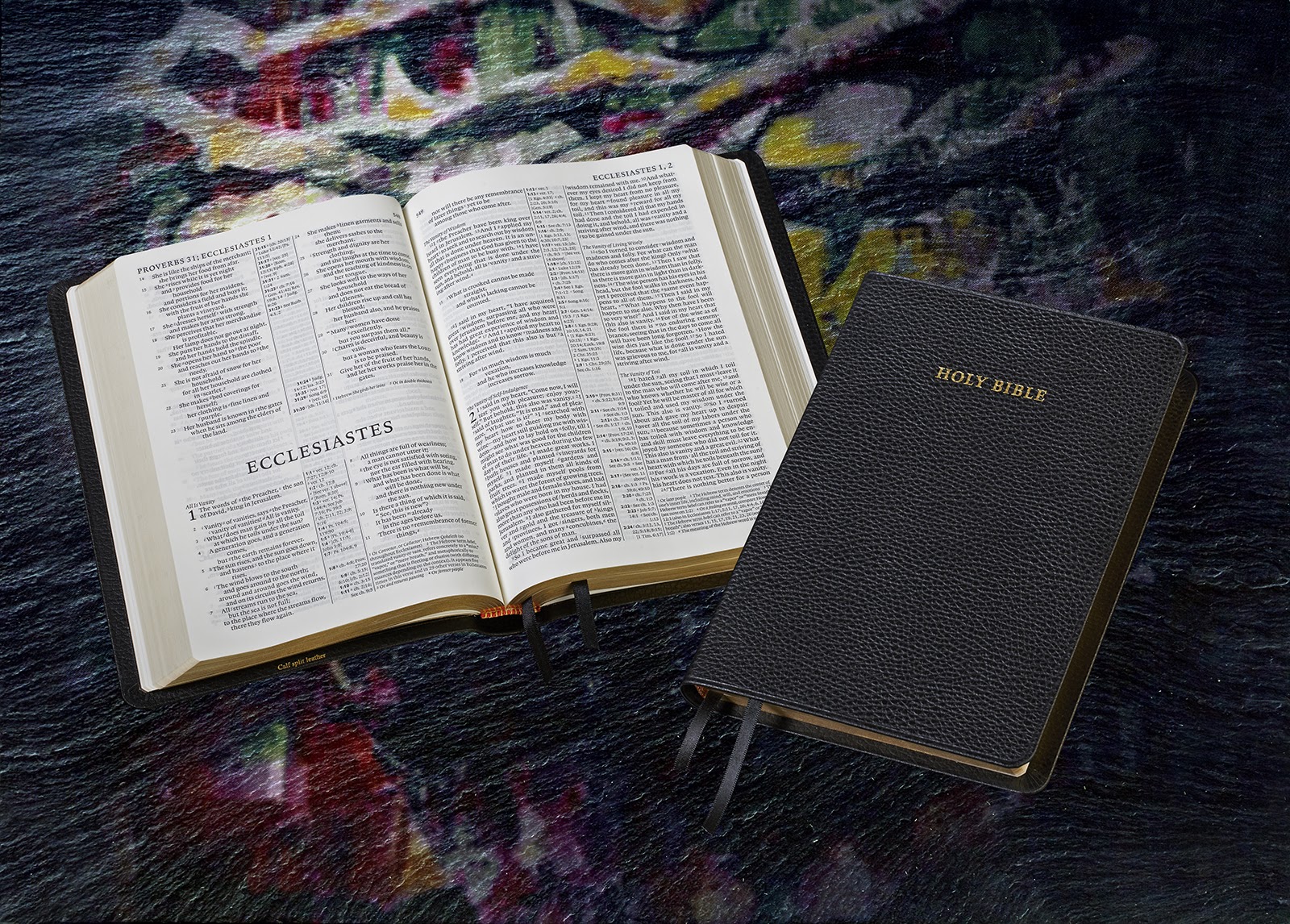 Cambridge ESV Diadem Reference Bible Black Calfsplit Leather, Red-letter  Text
