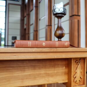 Crossway ESV Heirloom Bible, Thinline Edition, British Tan Goatskin