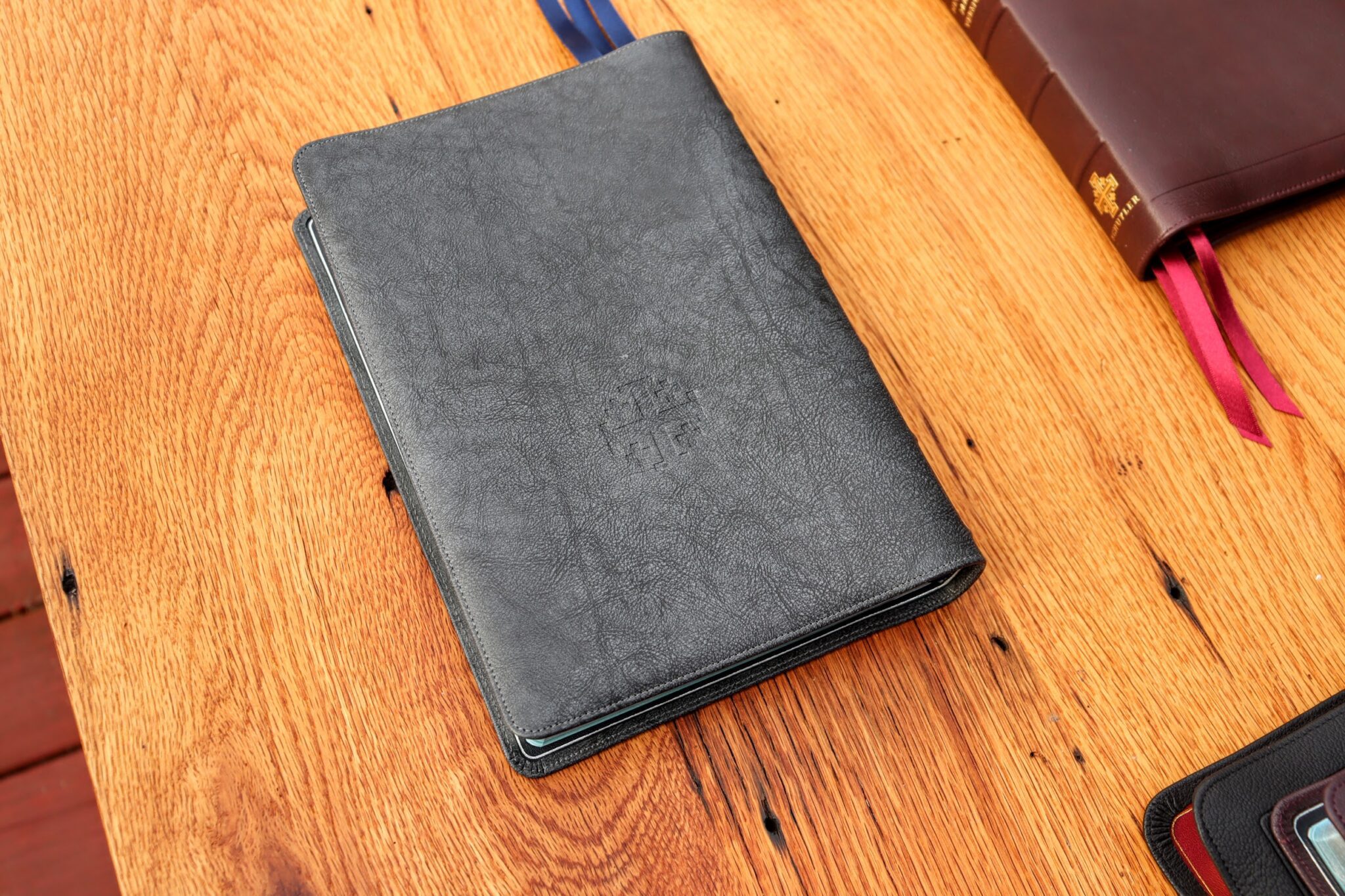Schuyler Quentel NIV, Black Pearl Calfskin Bible | evangelicalBible.com
