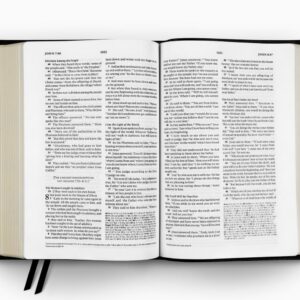 Crossway ESV Verse-by-Verse Reference Bible (Top Grain Leather, Black)