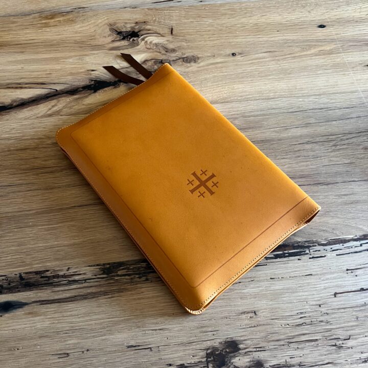Schuyler Personal Size Quentel ESV, Full Yapp Tuscany Calfskin Bible