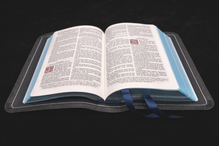 Schuyler Personal Size Canterbury KJV, Full Yapp Black Pearl Calfskin Bible - Image 3