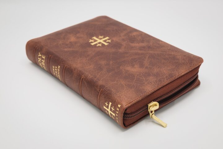 Schuyler Personal Size Canterbury KJV, Chestnut Calfskin Bible, Zipper Edition – PREORDER