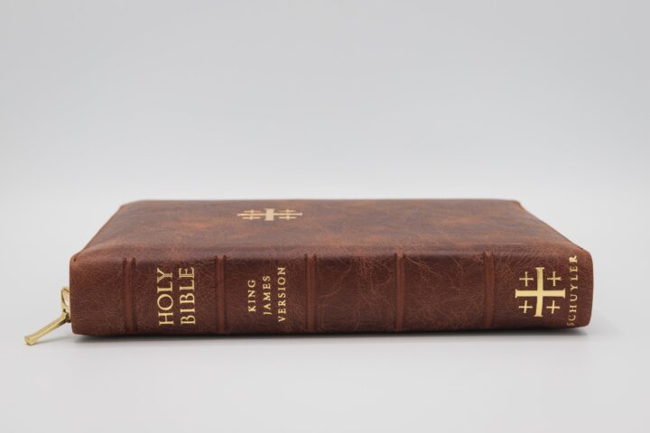 Schuyler Personal Size Canterbury KJV, Chestnut Calfskin Bible, Zipper Edition – PREORDER - Image 4