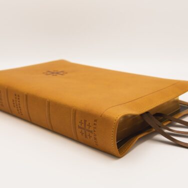 Schuyler Stridon NASB, Full Yapp Tuscany Calfskin Bible – PREORDER