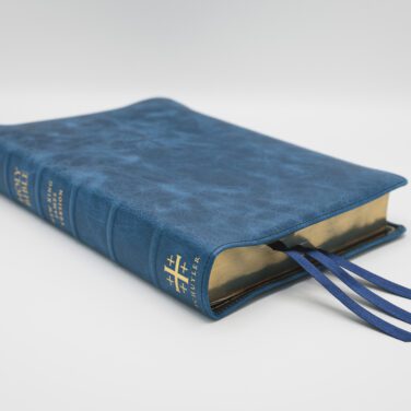 Schuyler Quentel NKJV, Marbled Sapphire Calfskin Bible
