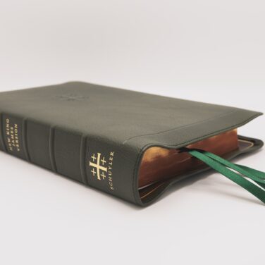 Schuyler Stridon NKJV, Full Yapp Dark Green Goatskin Bible – PREORDER