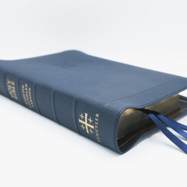 Schuyler Quentel NKJV, Full Yapp Imperial Blue Goatskin Bible &ndash; PREORDER