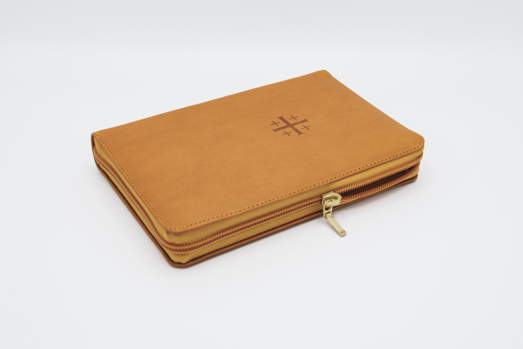 Schuyler Personal Size Quentel NIV, Tuscany Calfskin Bible, Zipper Edition - Image 4