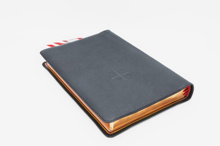Schuyler Quentel ESV, Black Goatskin Bible – PREORDER - Image 4