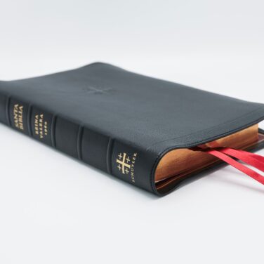 Schuyler Casiodoro RVR60, Full Yapp Cuero De Cabra Negro Biblia