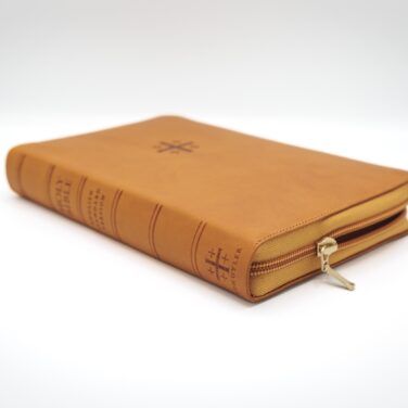 Schuyler Treveris ESV, Tuscany Calfskin Bible, Zipper Edition
