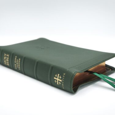 Schuyler Personal Size Quentel NKJV, Full Yapp Dark Green Goatskin Bible