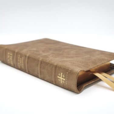 Schuyler Personal Size Quentel NKJV, Full Yapp Sandstone Calfskin Bible