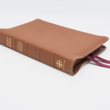 Schuyler Personal Size Quentel ESV, Full Yapp British Tan Goatskin Bible