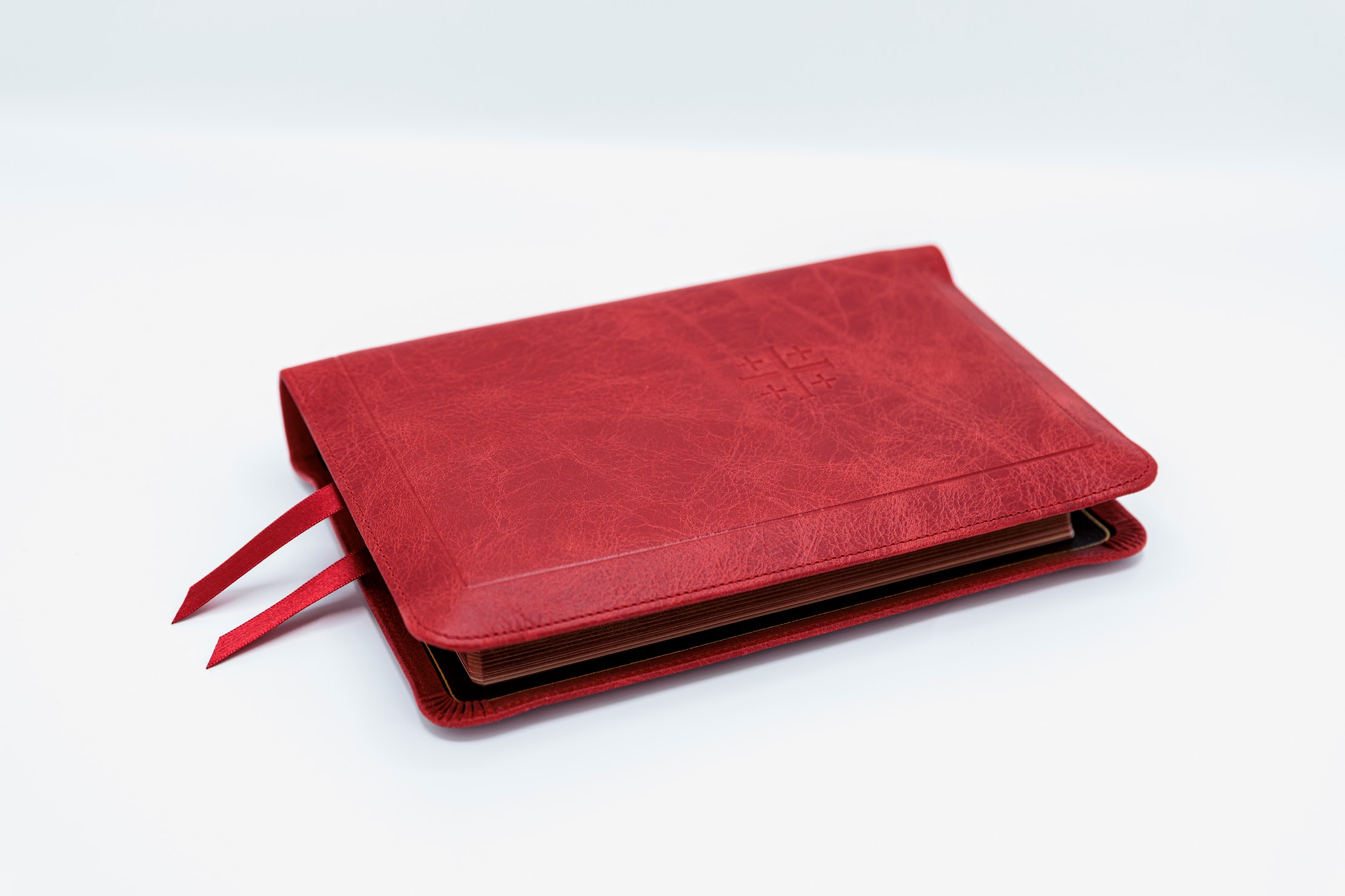 Schuyler Personal Size Canterbury KJV, Full Yapp Marbled Crimson Calfskin Bible - Image 2