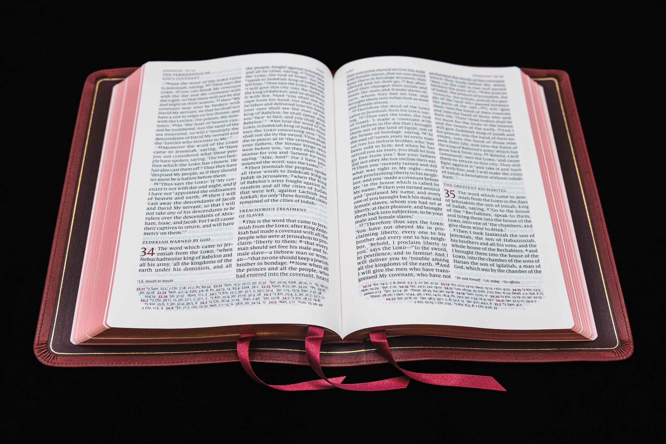 Schuyler Quentel NKJV, Full Yapp Verona Calfskin Bible - Image 3
