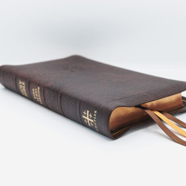 Schuyler Canterbury KJV, Full Yapp Marbled Mahogany Calfskin Bible